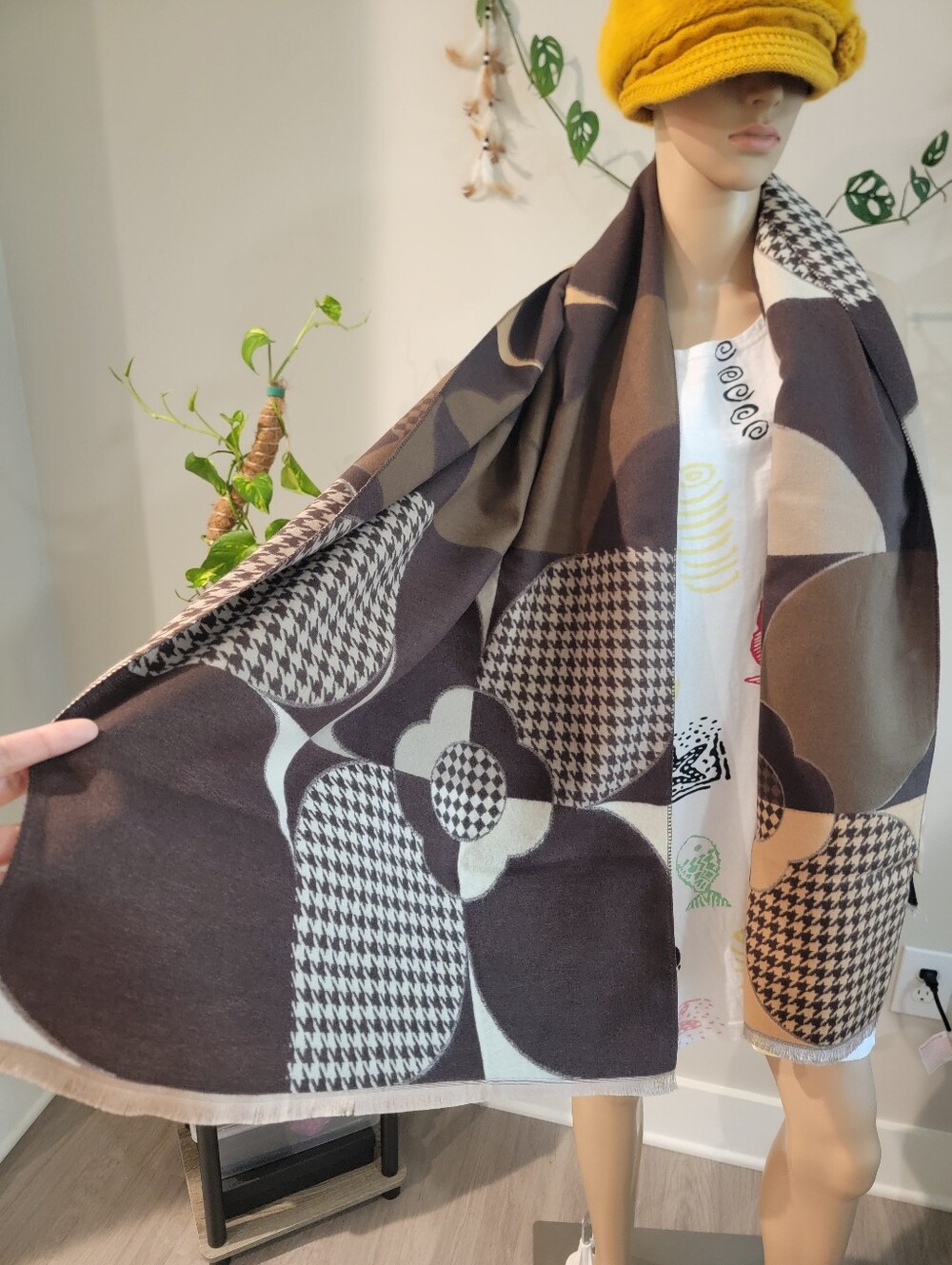 Classic Brown & Beige Floral Patterned Women's Scarf Wrap Poncho Cape